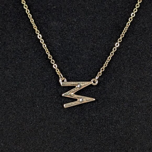 (2/$20) Metal "M" Pendant Necklace - Picture 3 of 6